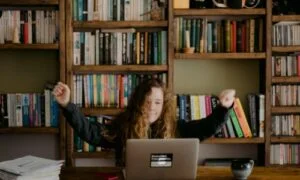 PluralSight Vs Udemy – Which Site Is Best For Your learning?