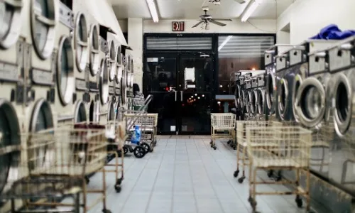How a Store Remodel Can Boost Your Laundromat Revenue More Than You Think | Start Entrepreneur Online commercial laundry