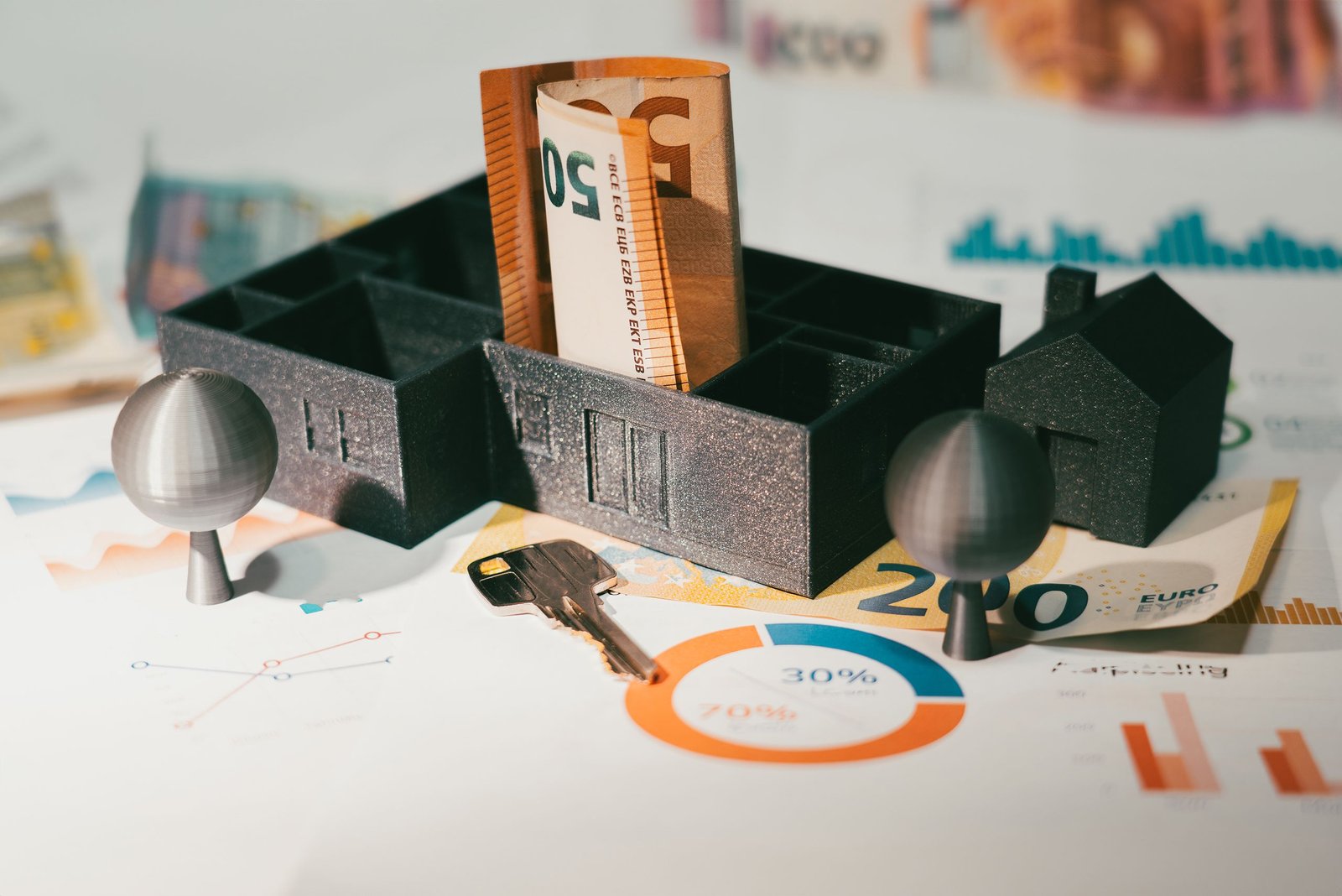 Learning The "Secrets" of Real Estate Crowdfunding